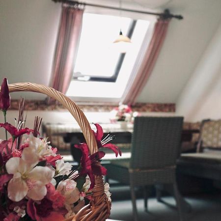 In & Out Boardinghaus Apartment ชตอลแบร์ก ภายนอก รูปภาพ